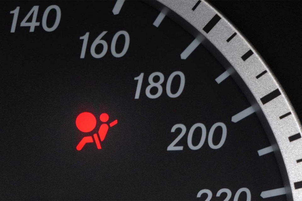 Troubleshooting Guide Why Is Your Airbag Light Flashing? 2search